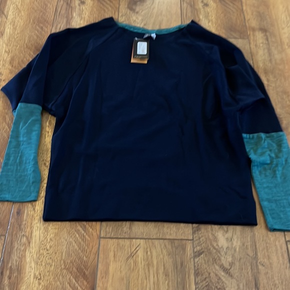 NWT Ibex Women’s Northwest Pullover Midnight - Picture 3 of 14